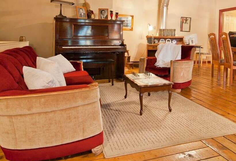 Отель Auberge Des îles Du Bic