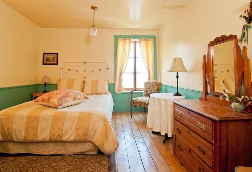 Отель Auberge Des îles Du Bic