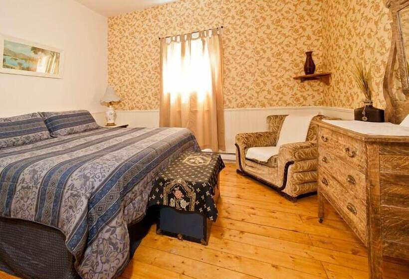 Отель Auberge Des îles Du Bic