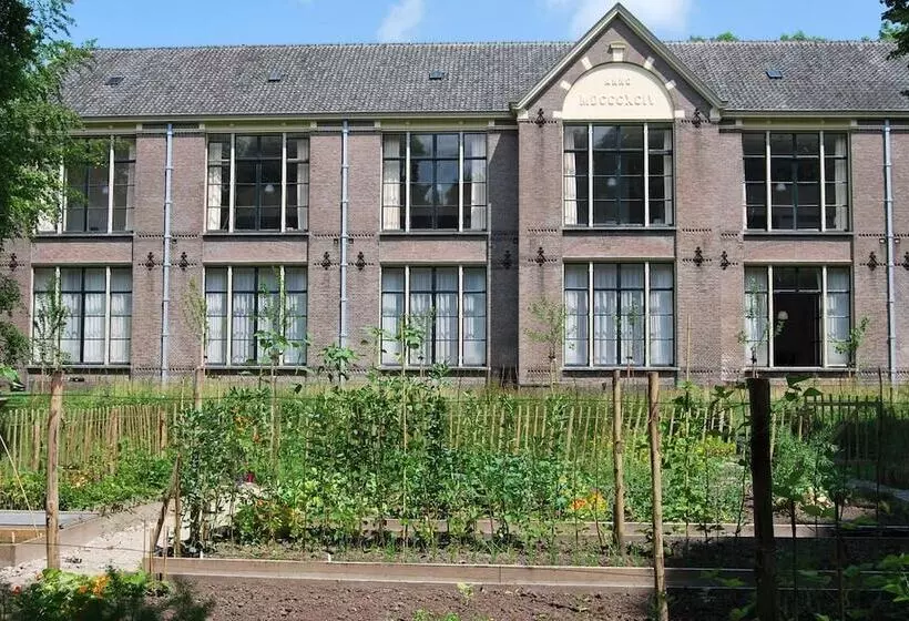 Hotelli Bitter En Zoet