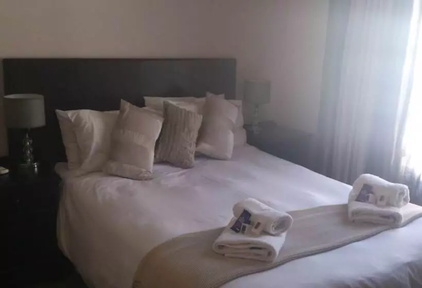 هتل Brebner House B&b