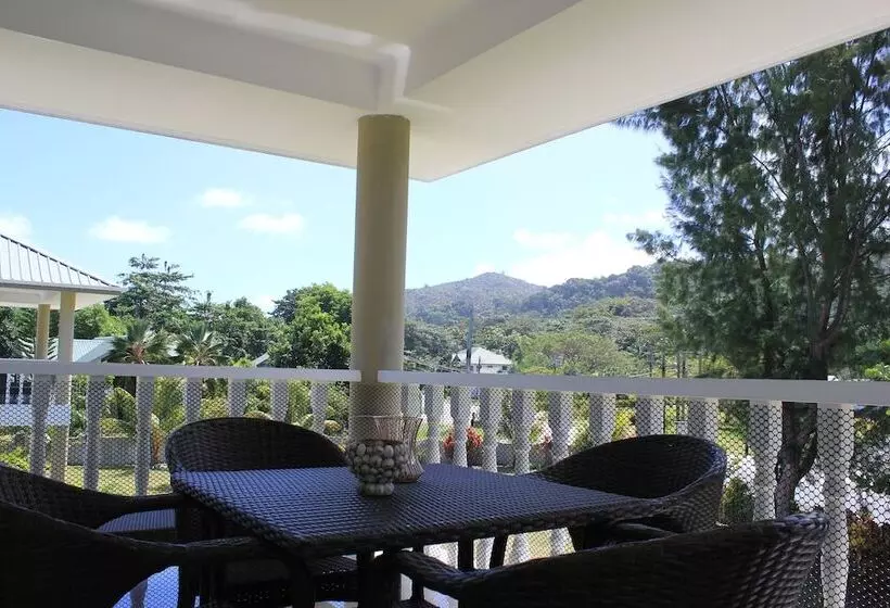 هتل Casa Tara Villas