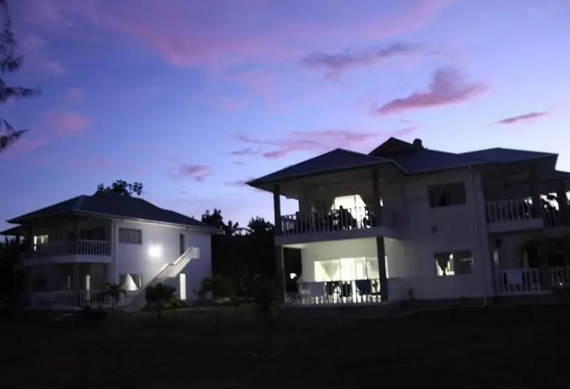 هتل Casa Tara Villas