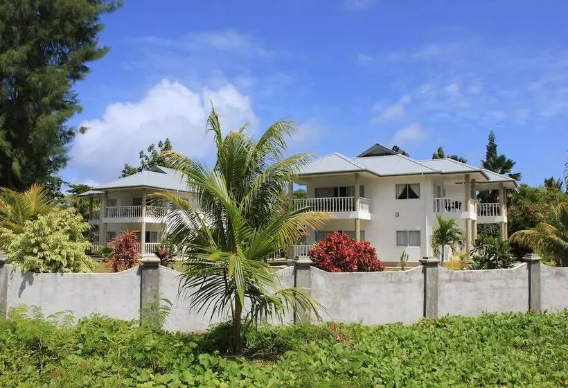 هتل Casa Tara Villas