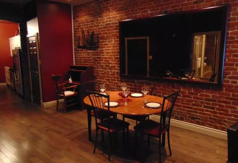 ホテル Downtown Executive Suites - Water Street