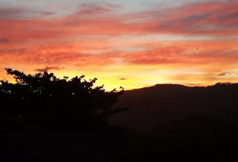 ホテル El Amanecer