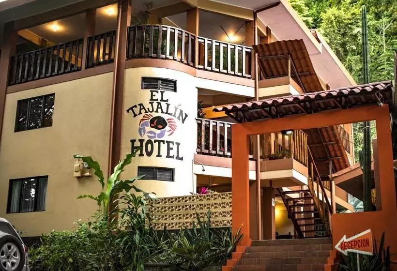 Hotelli Hostel Tajalín