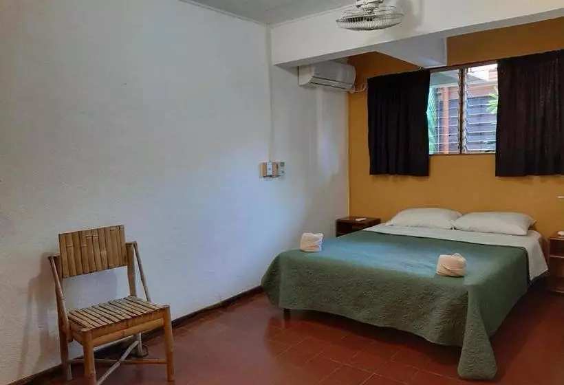 Hotelli Hostel Tajalín
