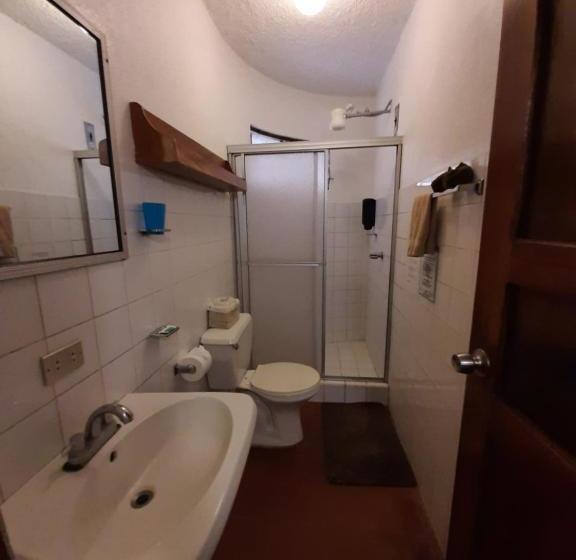 ホテル Hostel Tajalín