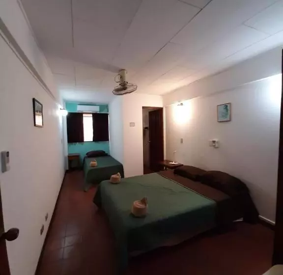 Hotelli Hostel Tajalín