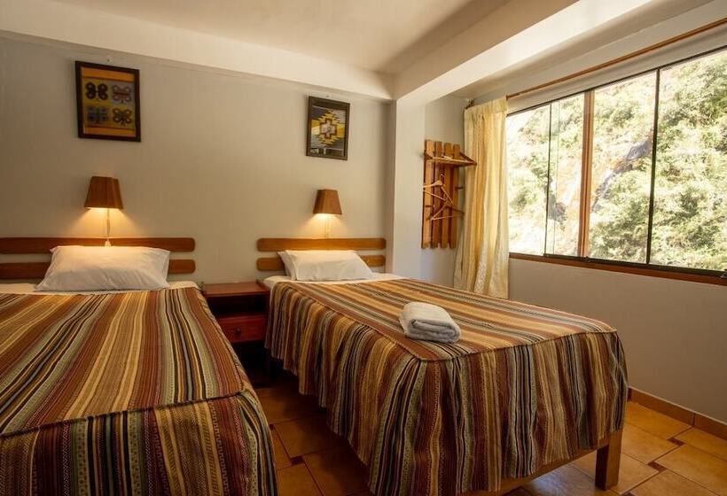 Hotel Hostal La Payacha