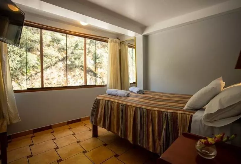 ホテル Hostal La Payacha