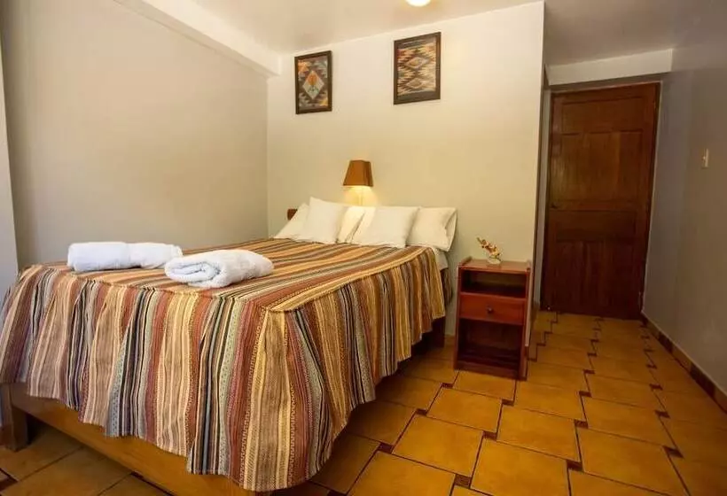 ホテル Hostal La Payacha