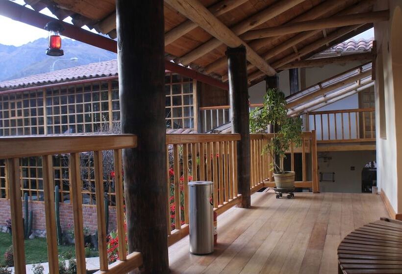 فندق Iorana Urubamba