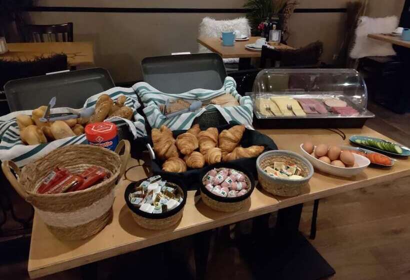 בית מלון כפרי Le Bistro