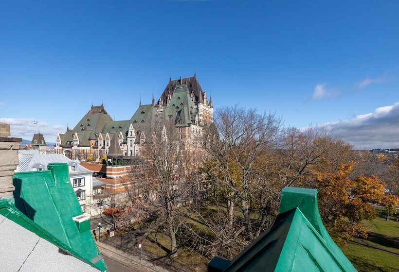 هتل Manoir Vieuxquebec