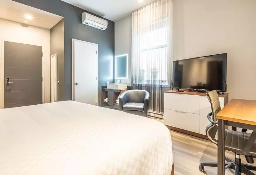 هتل Manoir Vieuxquebec