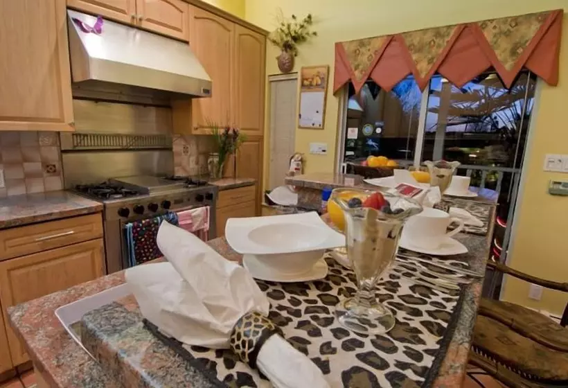 هتل Ocean Breeze Executive Bed And Breakfast