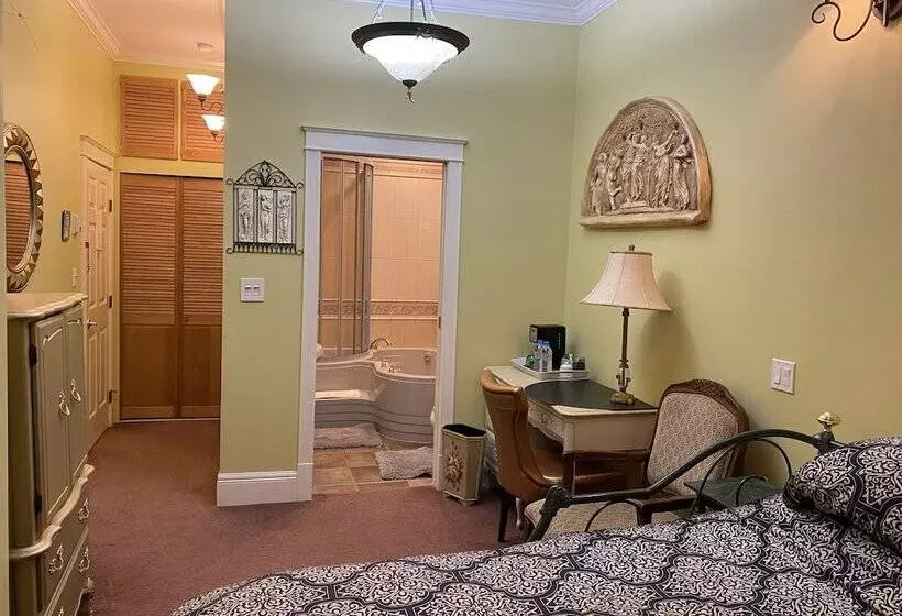 هتل Ocean Breeze Executive Bed And Breakfast