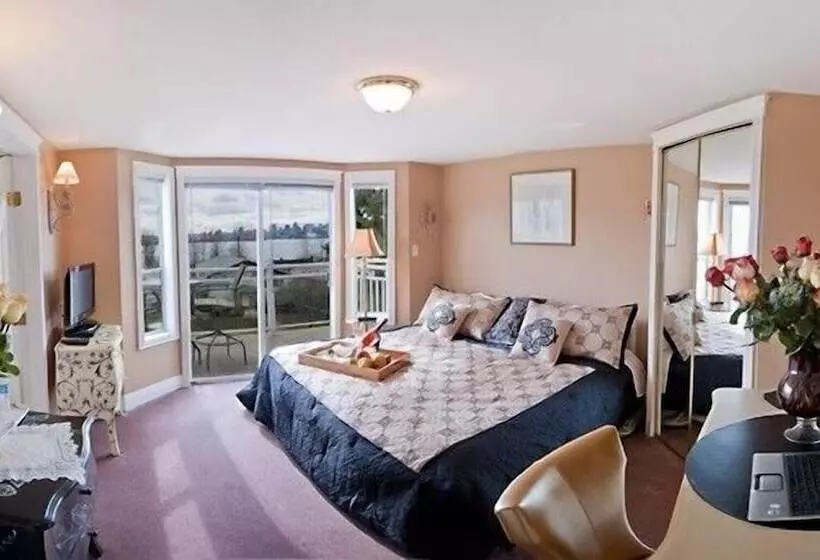 هتل Ocean Breeze Executive Bed And Breakfast