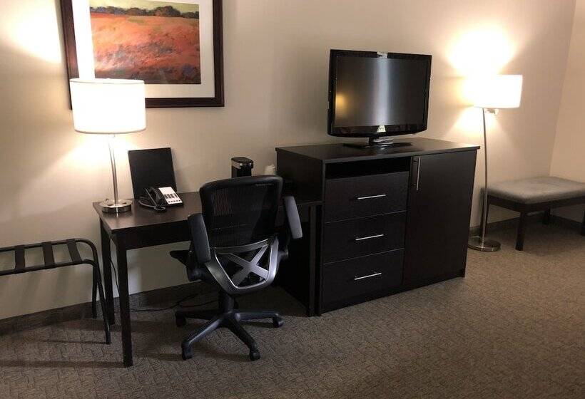 בית מלון כפרי Ramada By Wyndham Lindsay