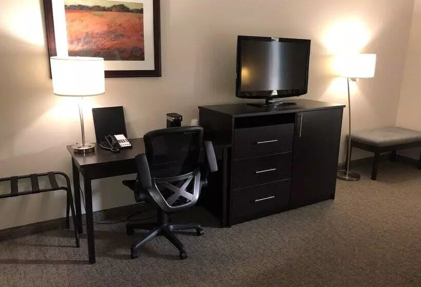 Hotelli Ramada By Wyndham Lindsay