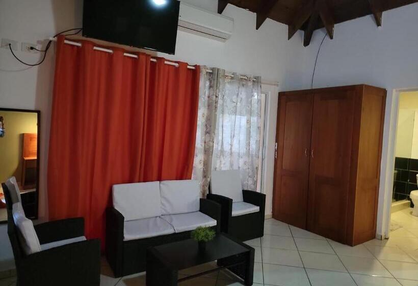 هتل Sea Breeze Sosua