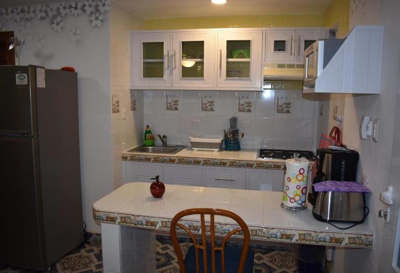 هتل Villa Pajaros