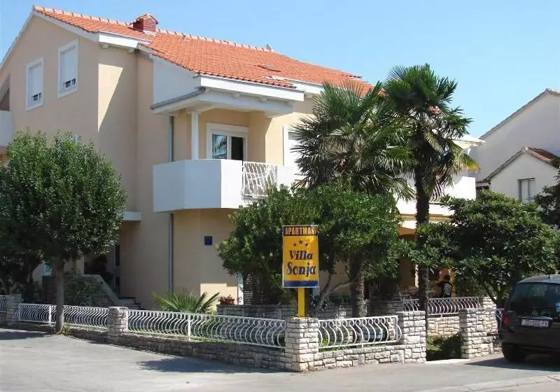 هتل Villa Sonja