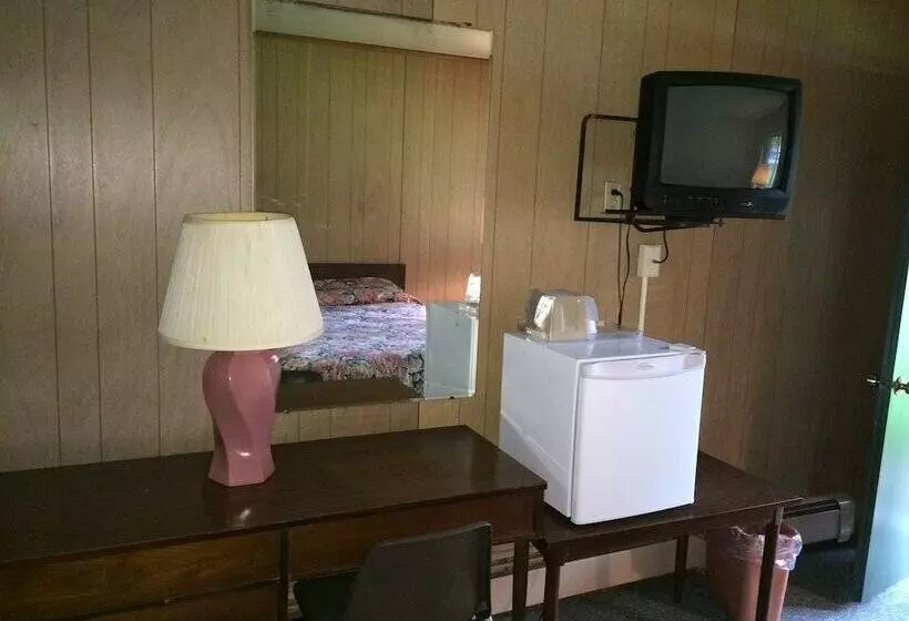 Maples Motel