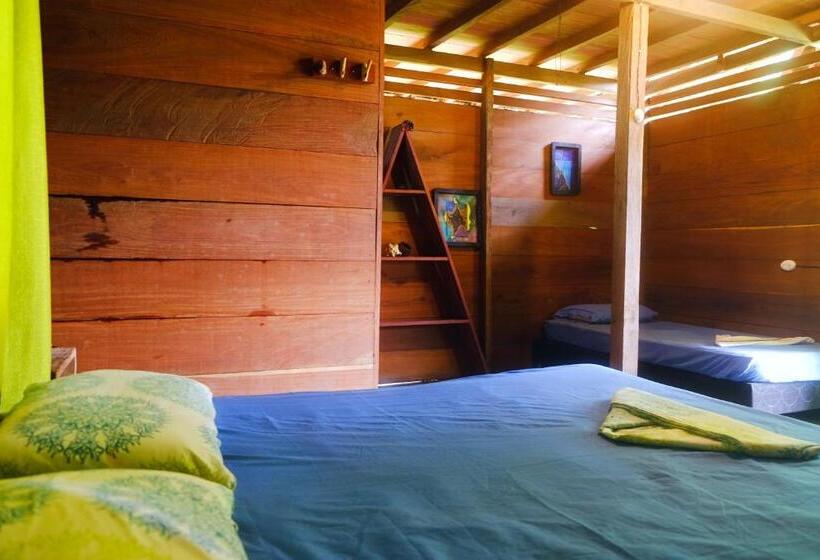 Retkeilymaja Kachikine