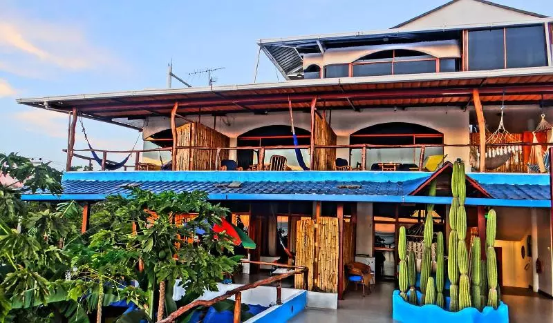 ベッドアンドブレックファースト Galapagos Casa Playa Mann