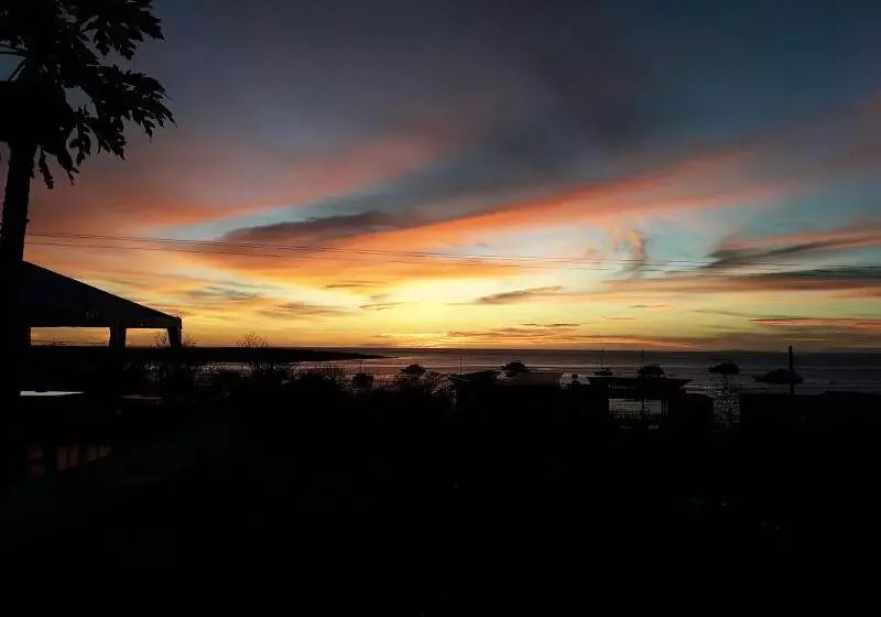 ベッドアンドブレックファースト Galapagos Casa Playa Mann