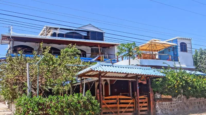 ベッドアンドブレックファースト Galapagos Casa Playa Mann