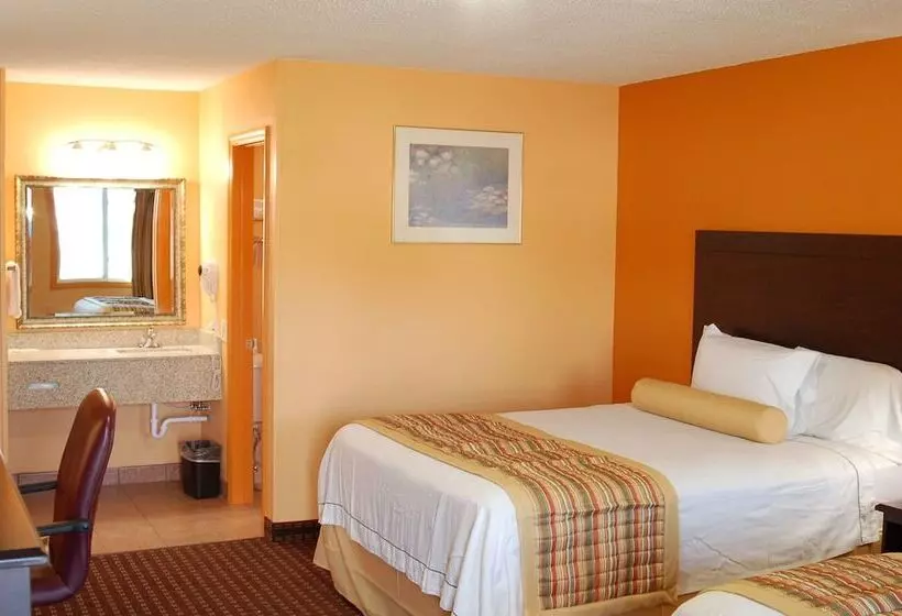 ホテル Blue Sky Inn Glens Falls Saratoga Lake George