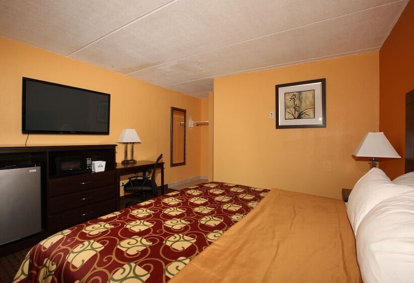 ホテル Blue Sky Inn Glens Falls Saratoga Lake George