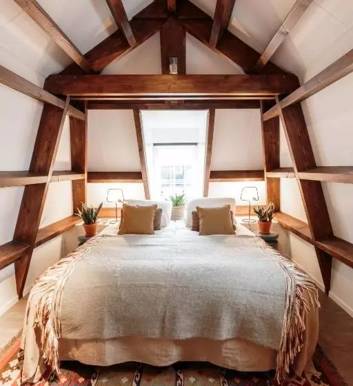 Hotel Dwars