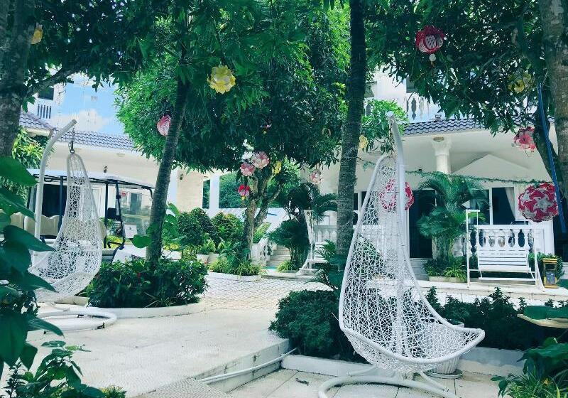 هتل Godiva Villa Phu Quoc