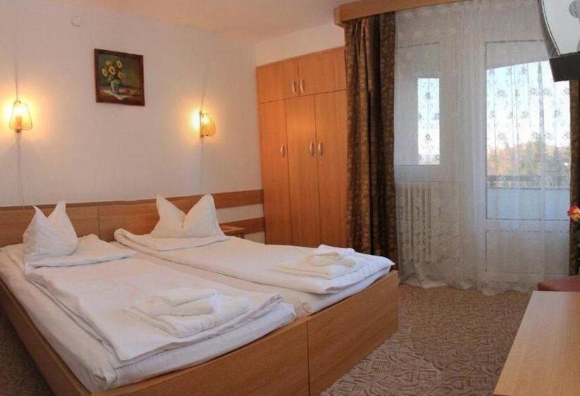 هتل Hefaistos Sovata