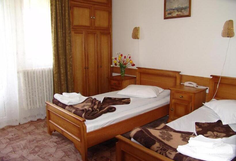 هتل Hefaistos Sovata