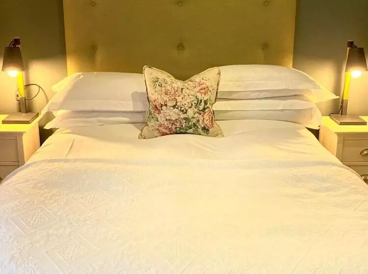 Hotelli Knockderry Country House
