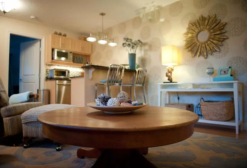 ホテル Seasons Above The Bay Guest Suites And B&b