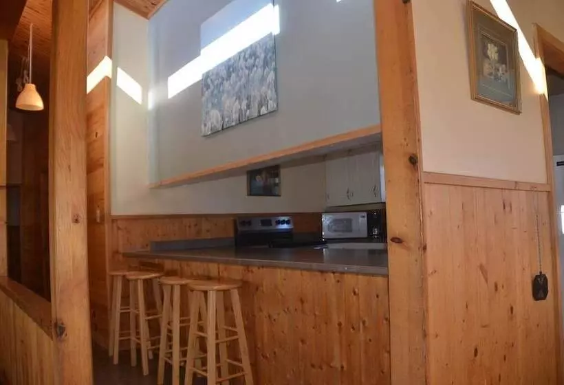 هتل Sundance Cottages