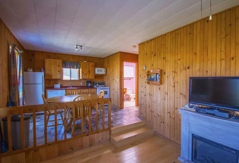 هتل Sundance Cottages