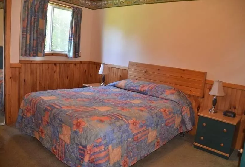 هتل Sundance Cottages