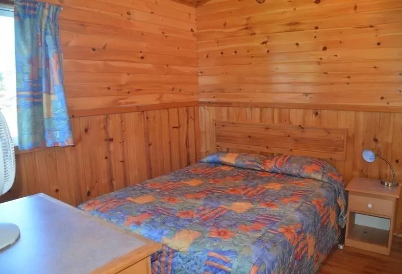 هتل Sundance Cottages