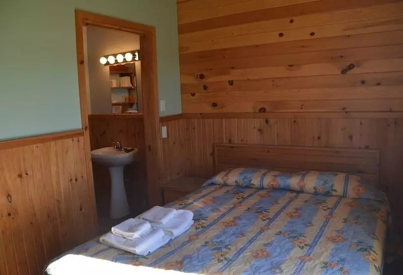 هتل Sundance Cottages