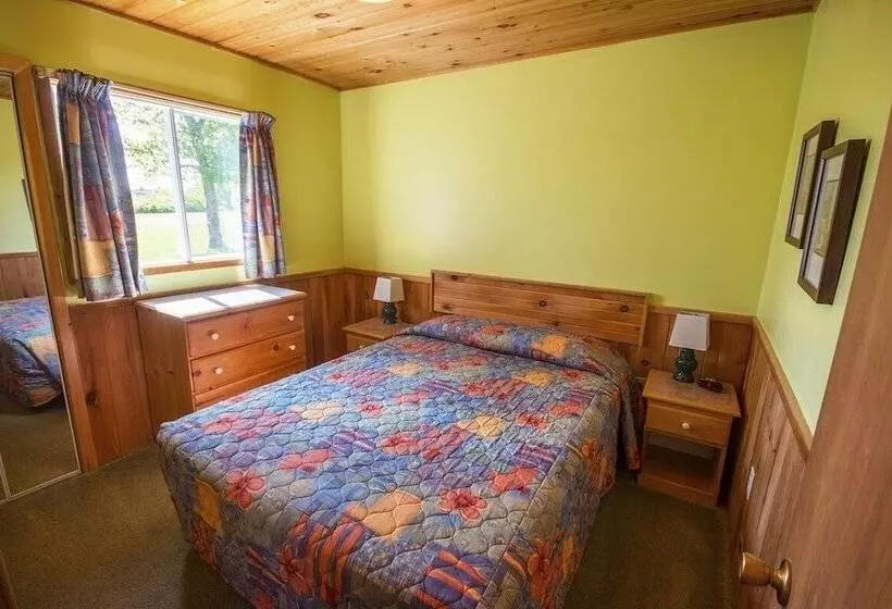 هتل Sundance Cottages