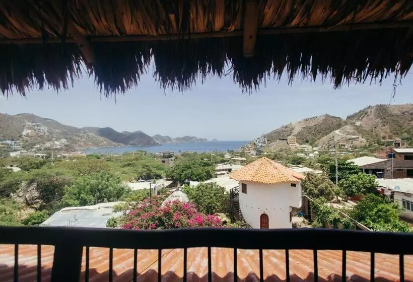La Tortuga Hostel
