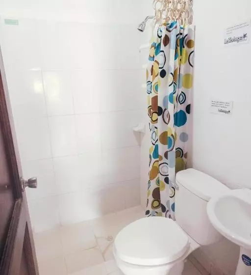 La Tortuga Hostel